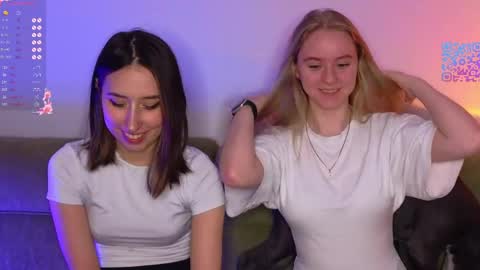 MilaBlack and  StacyBlonde Today unboxing Lovens OMG online show from March 31, 7:14 pm