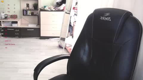 Mistress Mina online show from February 19, 7:29 am