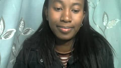 minouch211907 online show from July 2, 5:01 am