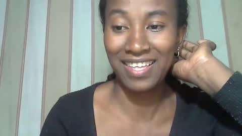 minouch211907 online show from September 9, 5:35 pm