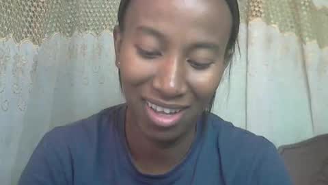 minouch211907 online show from June 3, 8:06 am