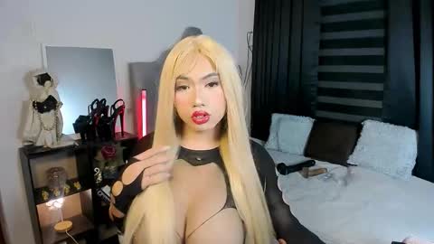 MARIANE online show from February 18, 8:52 pm