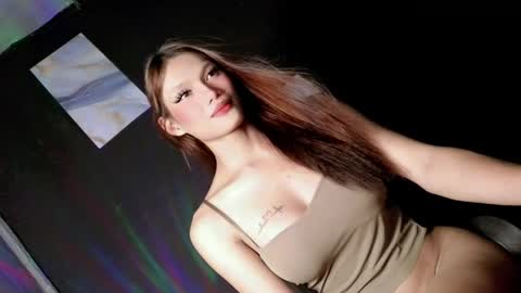 Zoey online show from April 8, 8:28 am