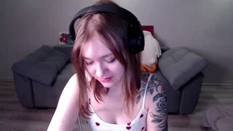 Mira online show from March 10, 8:35 pm