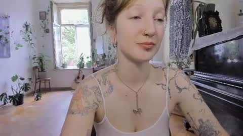 miranda2_0 online show from July 8, 9:02 am