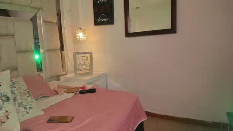 Miranda online show from December 21, 2:34 pm