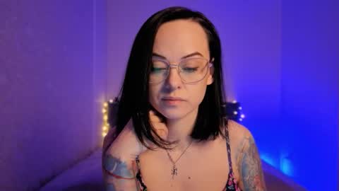 MiraSkyy online show from March 23, 4:34 pm