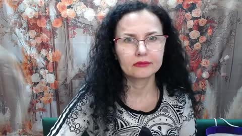 Miroslava Happi online show from April 6, 5:41 am