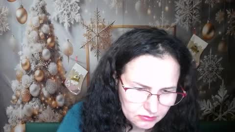 Miroslava Happi online show from December 16, 7:15 am