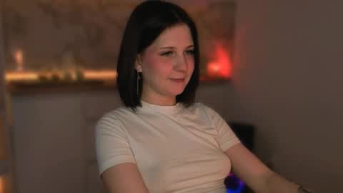 Mira online show from May 13, 10:52 pm
