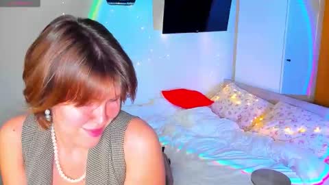 Shelley online show from September 26, 7:38 am