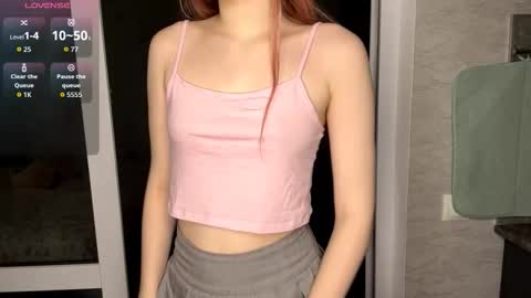 Molly online show from February 5, 7:28 pm