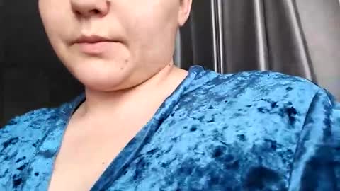 Misisssex online show from May 20, 4:09 am