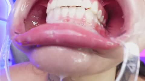 Sara online show from January 13, 9:44 pm