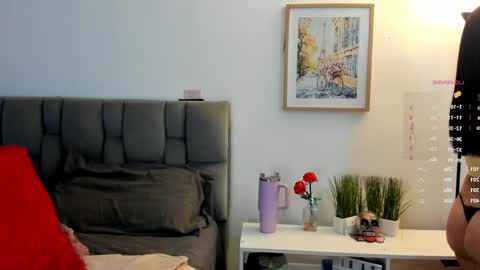 miss__jones_ online show from April 25, 9:56 pm