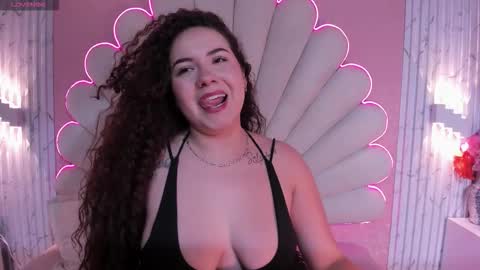 Snapshot of miss_alisse chatting on October 12, 10:00 pm miss_alisse online show from October 12, 10:00 pm