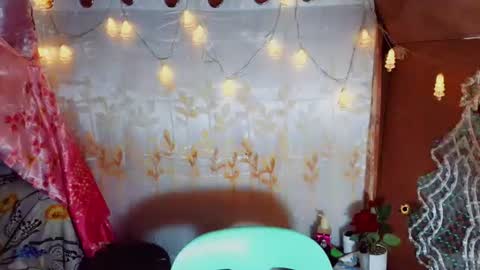 Bellah online show from March 19, 1:11 am