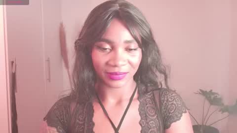 miss_benz online show from November 24, 1:10 pm