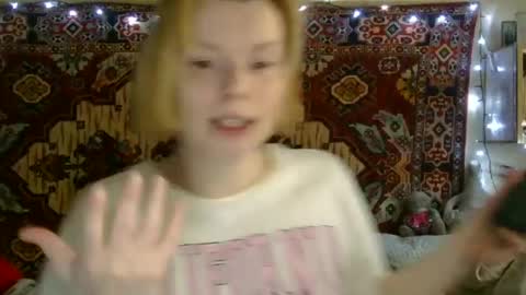 Elis online show from June 17, 11:15 am