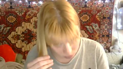 Elis online show from July 28, 11:28 am