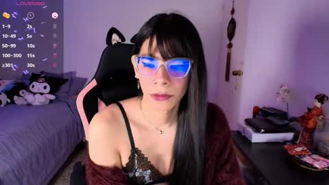 Asami  online show from November 27, 6:32 am