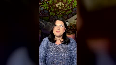 miss_honeypotpie online show from January 9, 5:13 am