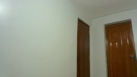 kiki online show from November 7, 7:05 pm