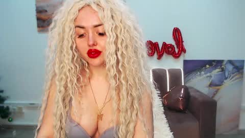 miss_kiten online show from February 7, 1:04 am