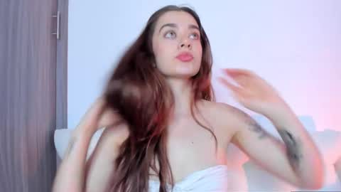 Alana online show from February 10, 11:52 pm