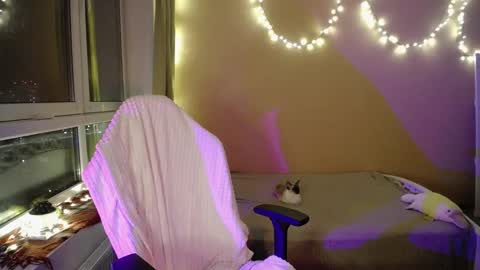 Miss Lina online show from March 12, 8:12 pm