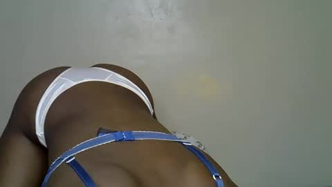 miss_pretty1 online show from January 8, 5:30 pm