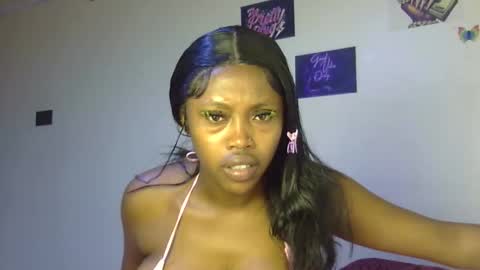 miss_sexyyy online show from December 1, 1:53 pm