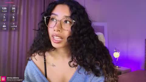 Amy Olivera online show from November 20, 1:21 pm