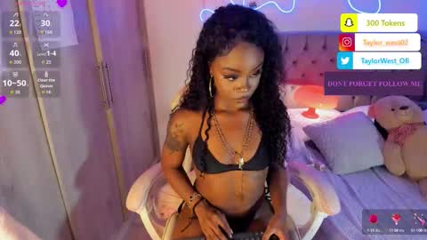 Snapshot of miss_west chatting on October 7, 6:20 am Tay Tay Independent Model   online show from October 7, 6:20 am