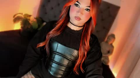 miss_zz online show from April 10, 5:06 pm