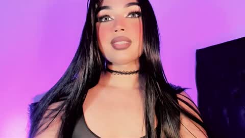 miss_zz online show from November 4, 8:10 pm