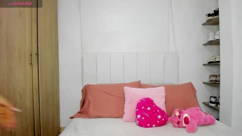 missangeldust online show from November 14, 12:13 am