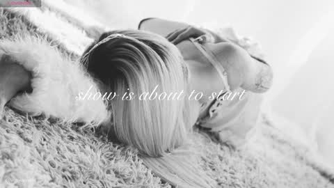 Chloe freelance model Please your thumbs up are important  online show from March 21, 1:33 am