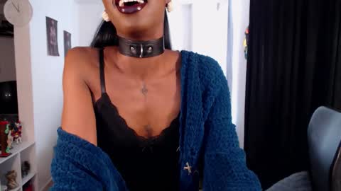 Emilie Diaz online show from March 5, 5:00 pm