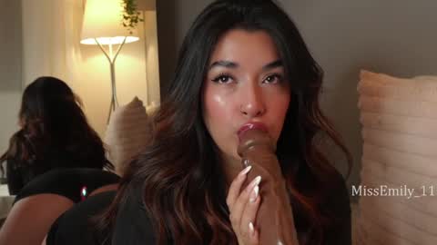 Yuliana online show from March 30, 10:15 am