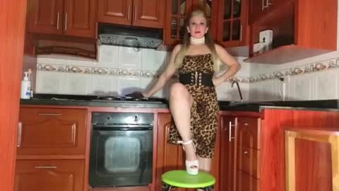 Escarlet online show from September 20, 3:31 am