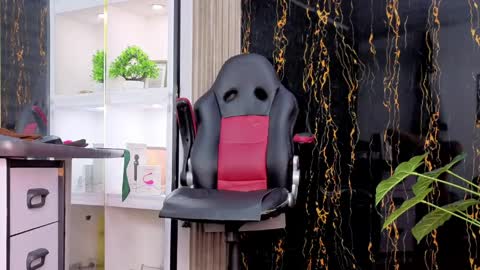 Escarlet online show from March 27, 3:01 am