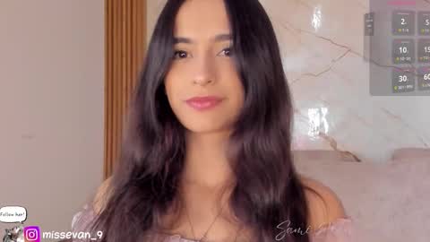 Sami Evan online show from December 17, 12:45 pm