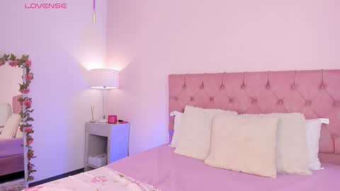 Melany Hiller online show from December 15, 3:02 am