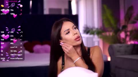 misskiarra online show from September 28, 6:55 am