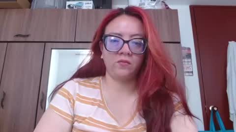 eva   online show from July 8, 2:42 pm
