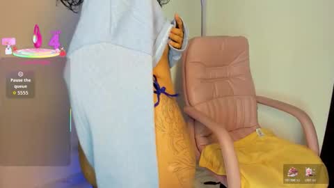 misslya0 online show from December 18, 3:57 am