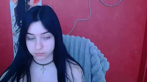 Mia online show from February 18, 12:49 pm