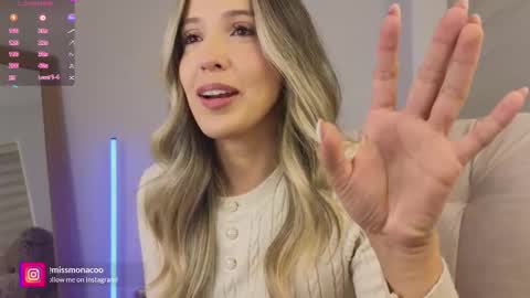 Snapshot of missmonaco chatting on October 9, 3:45 am Emma Rivera online show from October 9, 3:45 am