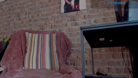 Miss Venus online show from April 3, 11:39 am